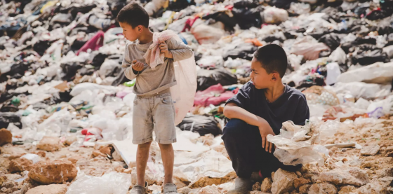 FOCUS. La nuova geopolitica dei rifiuti, tra divieti, riciclo e traffico illegale