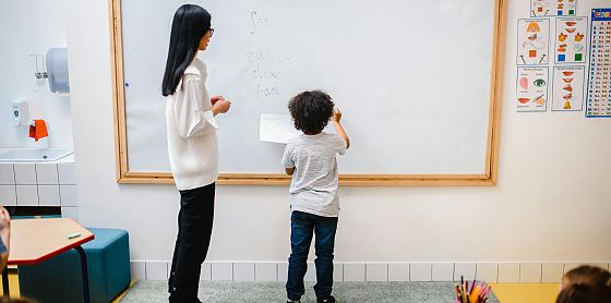 Istruzione in bilico: cresce l’accesso ma l’equità resta insufficiente