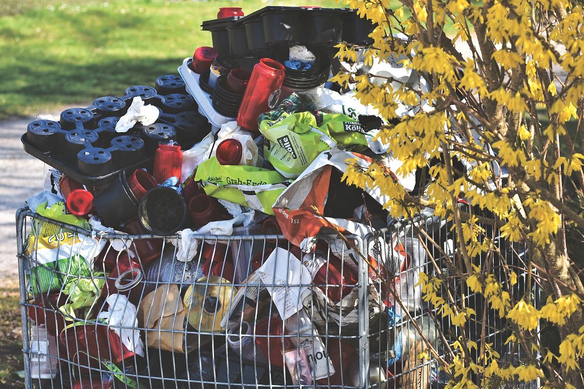 Verso un trattato internazionale vincolante sull’inquinamento da plastica