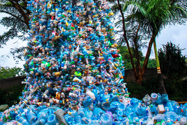 Unep: ecco come ridurre dell’80% l’inquinamento da plastica entro il 2040