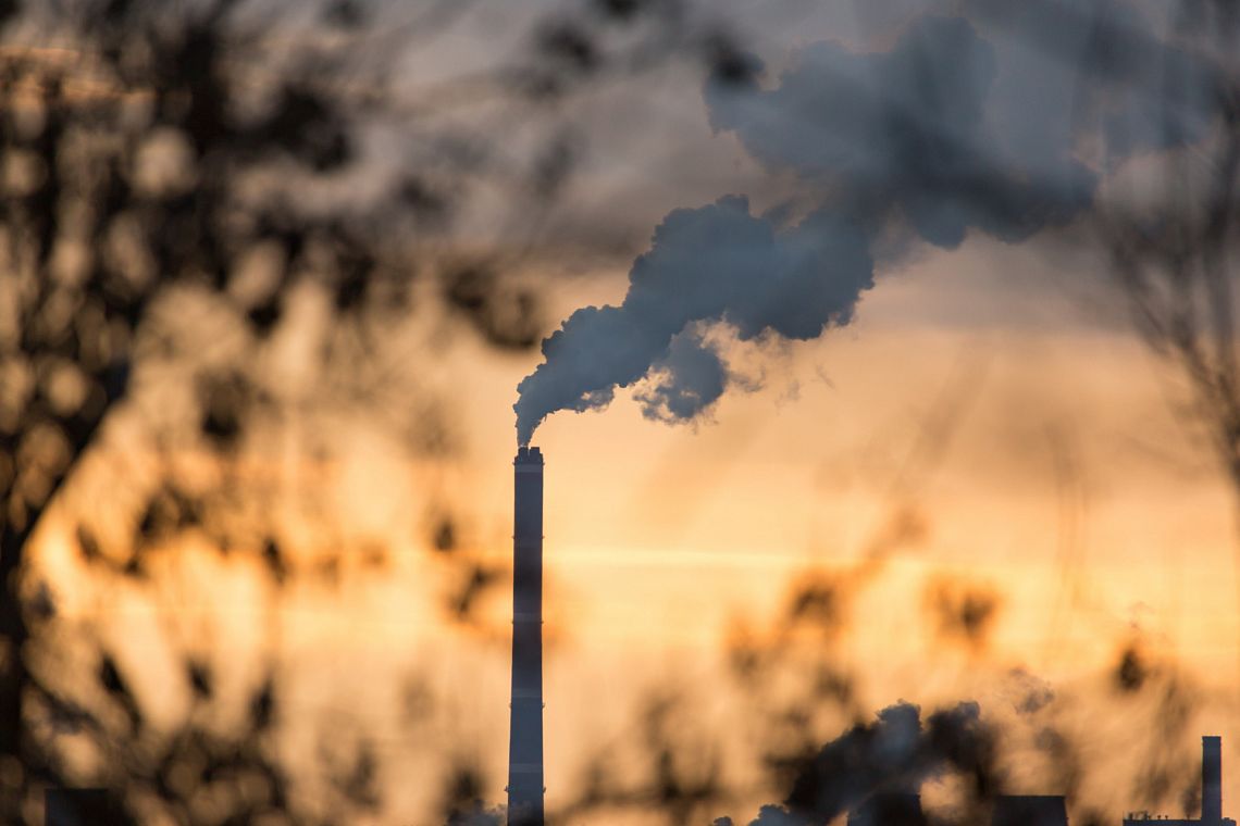 Il 71% degli italiani chiede di tassare la CO2, il 61% una patrimoniale sui più ricchi