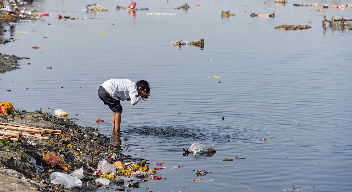 Onu: peso povertà rallenta il percorso verso gli SDGs, trionfalismi fuori luogo