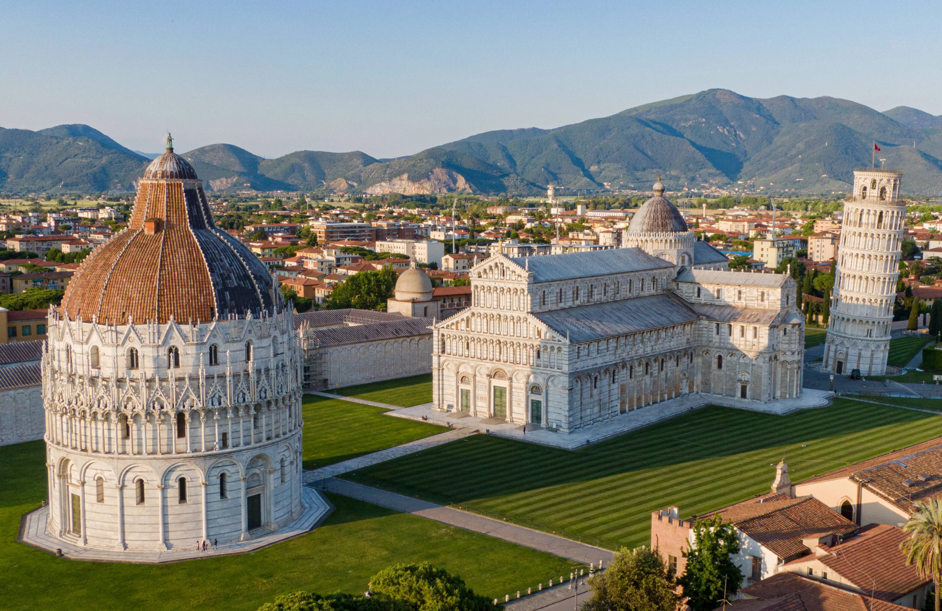 RUBRICA #UNESCOSOSTENIBILE. Pisa: una nuova narrazione per Piazza dei Miracoli. Raccontare l’invisibile